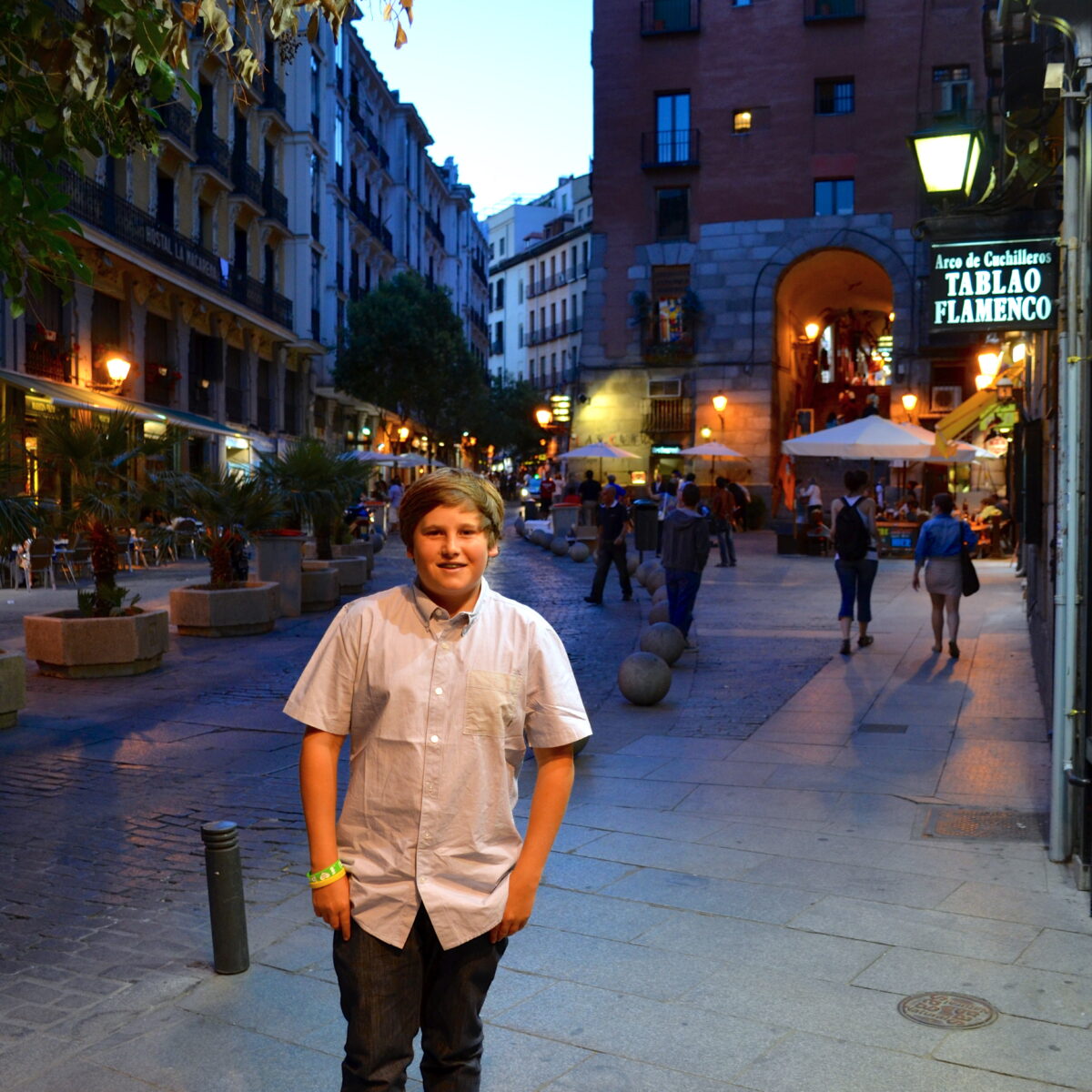 dinner-at-the-oldest-restaurant-in-the-world-madrid-spain