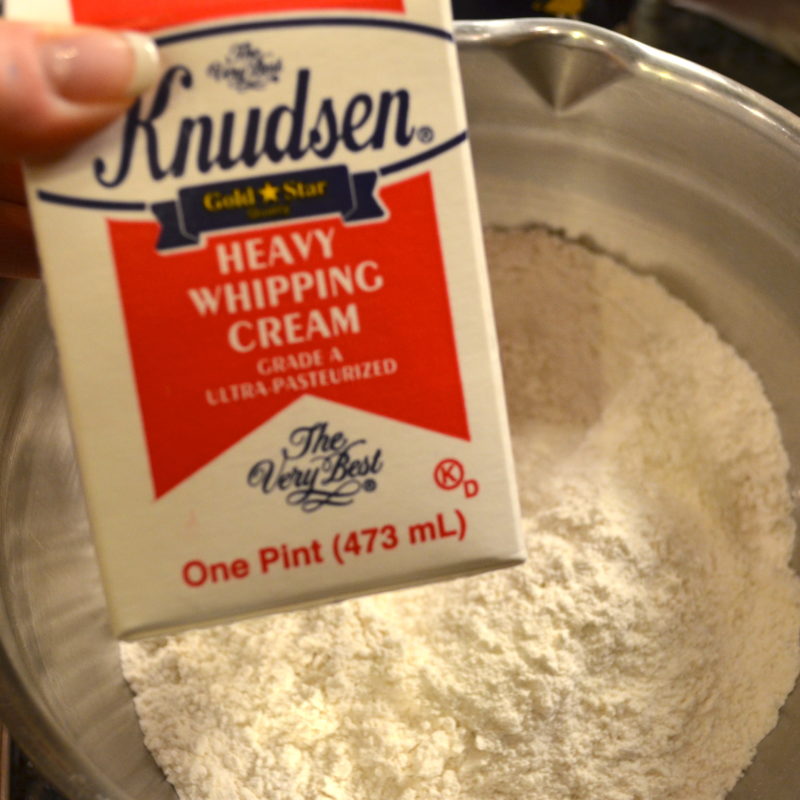 SIMPLY IRRESISTIBLE CREAM BISCUITS