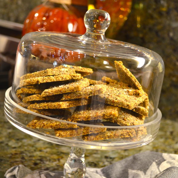 HOW TO MAKE SUPER HEALTHY HOMEMADE CRACKERS