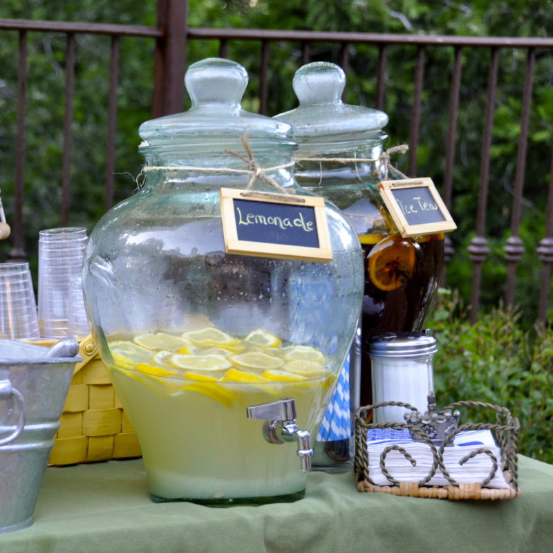 HOW TO THROW A GREAT GRADUATION PARTY