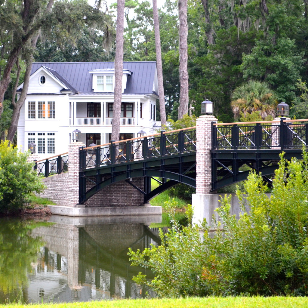 THE LOVELY LOWCOUNTRY HOMES OF PALMETTO BLUFF