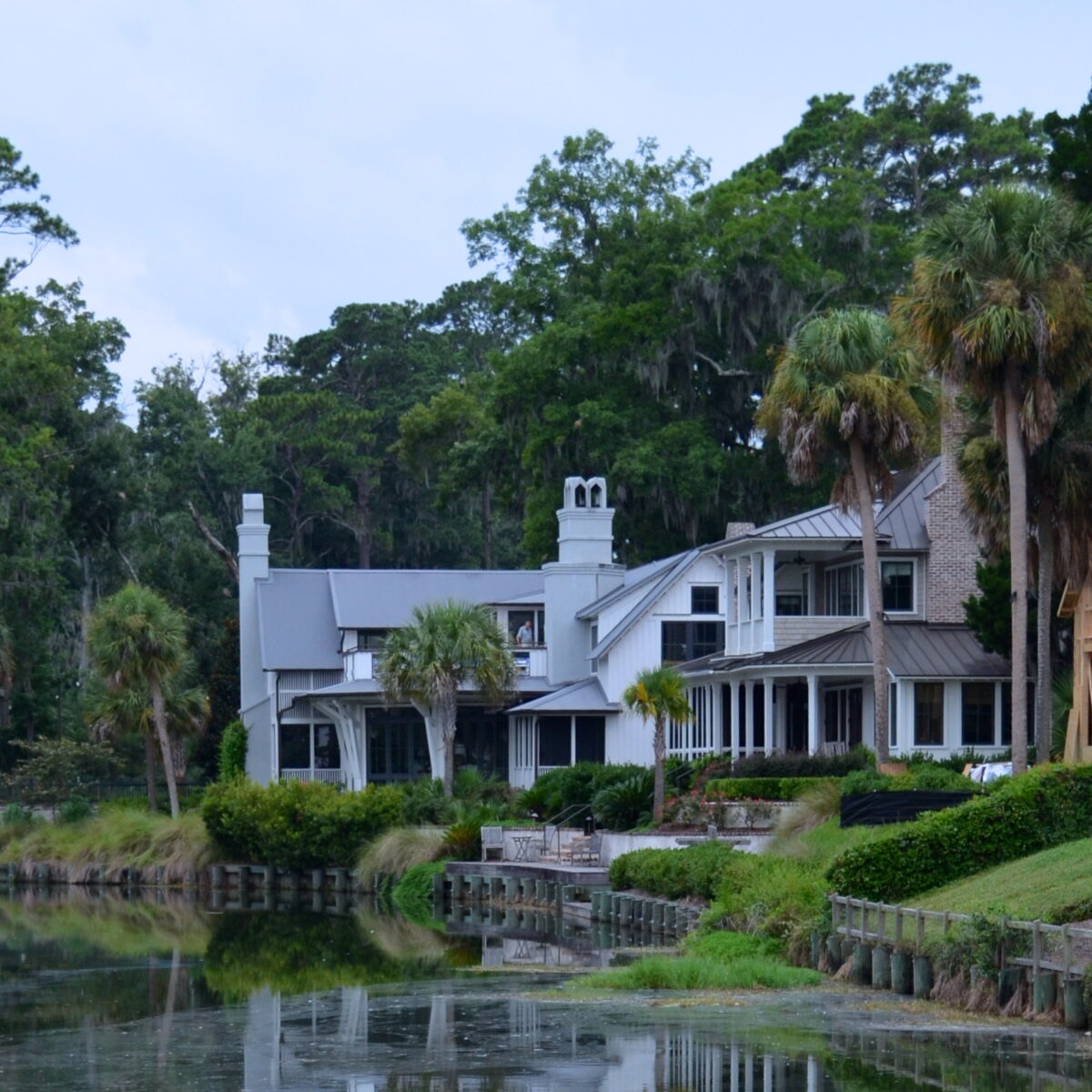 THE LOVELY LOWCOUNTRY HOMES OF PALMETTO BLUFF