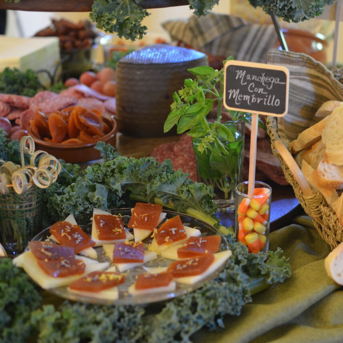 A TOUR OF MY KITCHEN