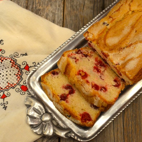 CRANBERRY BREAD | Recipe @ www.AfterOrangeCounty.com | The OC Housewife Who Ran for the Hills