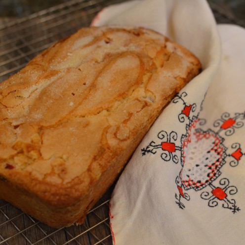 CRANBERRY BREAD | Recipe @ www.AfterOrangeCounty.com | The OC Housewife Who Ran for the Hills