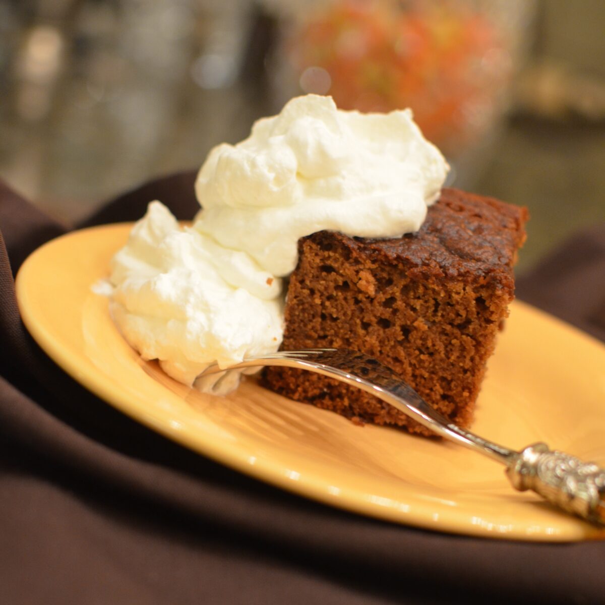 GINGERBREAD CAKE RECIPE