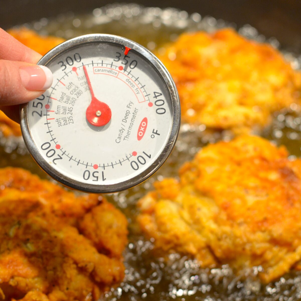 ESSENTIAL TIPS FOR MAKING THE BEST FRIED CHICKEN