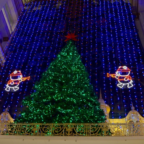 SEASONS GREETINGS from Philly|Holiday Light Show at Macy's | www.AfterOrnageCounty.com