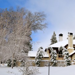BEAUTIFUL WINTER WONDERLAND | Winter in Lake Arrowhead, California | www.AfterOrangeCounty.com