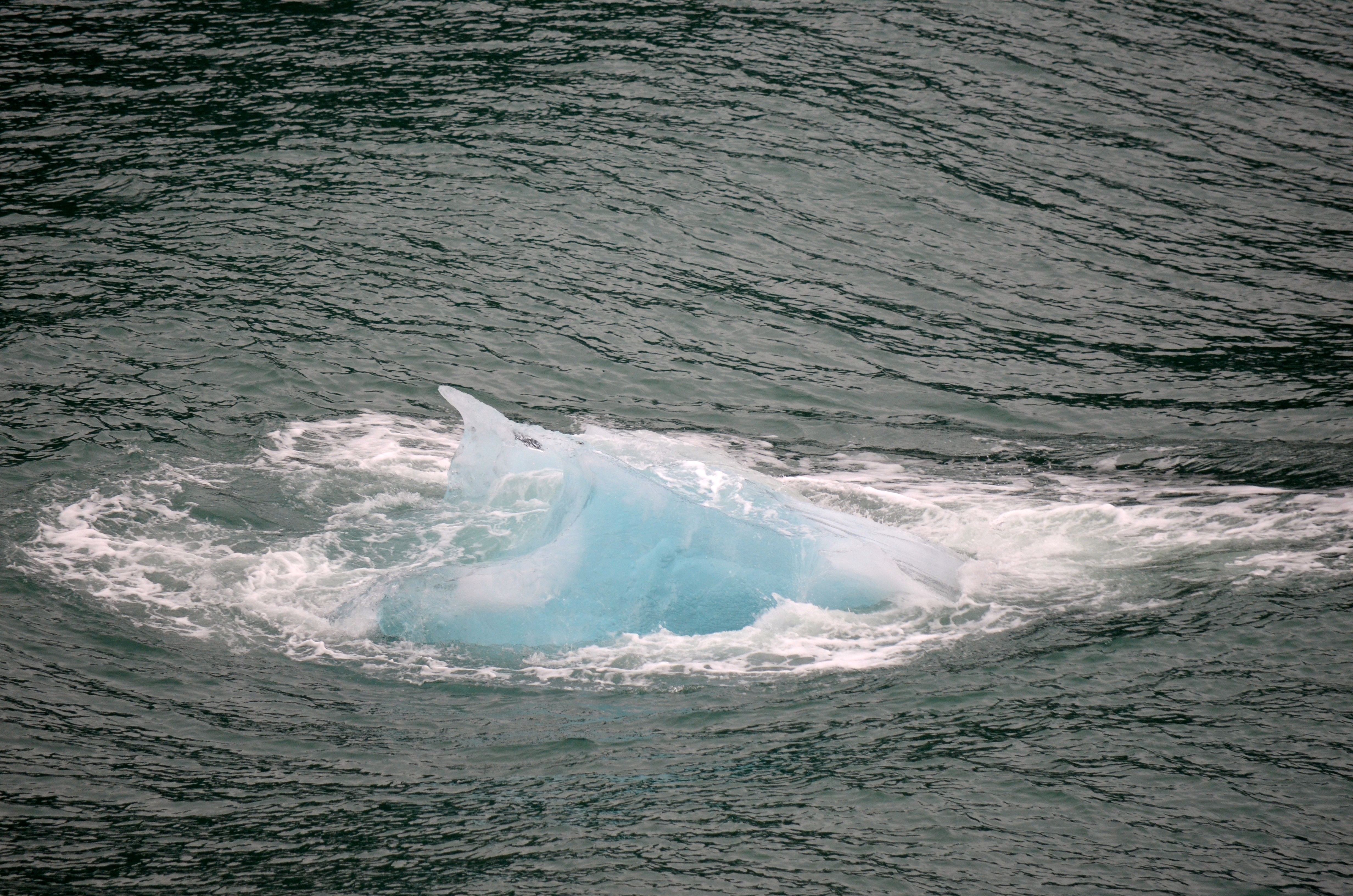 The Stunning Scenery Of Alaska’s Tracey Arm Fjord 