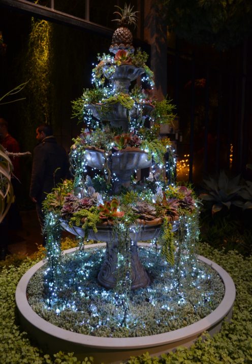 THE MAGNIFICENT LONGWOOD GARDENS AT CHRISTMAS | www.AfterOrangeCounty.com