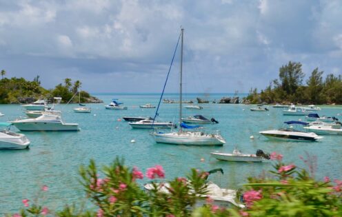 PACKING THE PERFECT CRUISE WARDROBE | Bermuda Cruise | www.AfterOrangeCounty.com #walkingshoes #packing #cruiseattire #cruising #OceaniaCruises #OceaniaRiviera